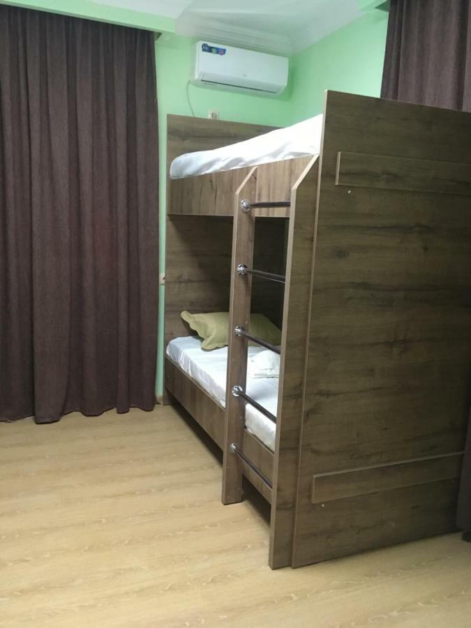 Хостел Green House Тбилиси Экстерьер фото